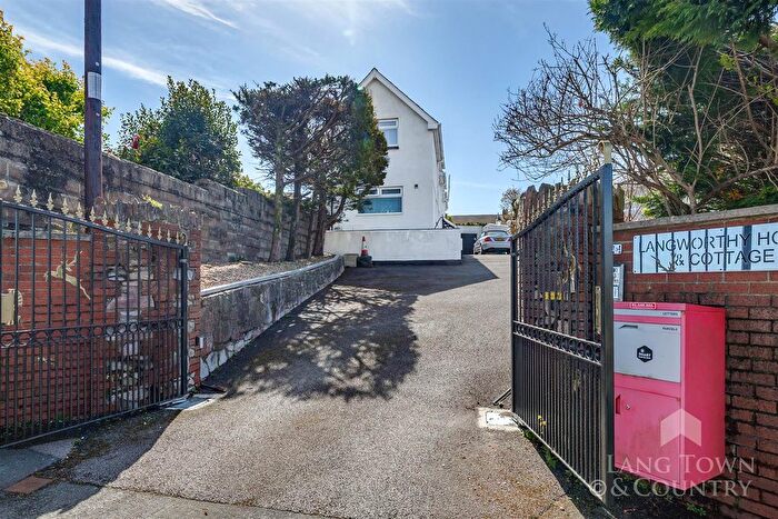 1 Bedroom Flat To Rent In Elburton Road, Plymstock, Plymouth, PL9