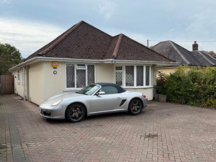 2 Bedroom Property To Rent In Dene Way, Southampton, SO40