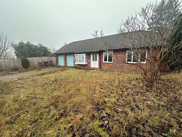 4 Bedroom Detached Bungalow For Sale In Mimram Close, Whitwell, Hitchin, SG4
