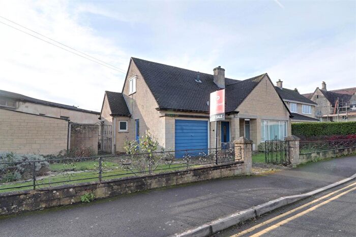 3 Bedroom Detached Bungalow For Sale In Quietways, Stonehouse, GL10