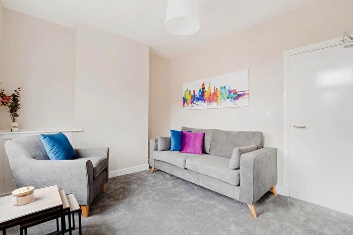 2 Bedroom Terraced House To Rent In Norwood Road, Nottingham, Nottinghamshire, NG7