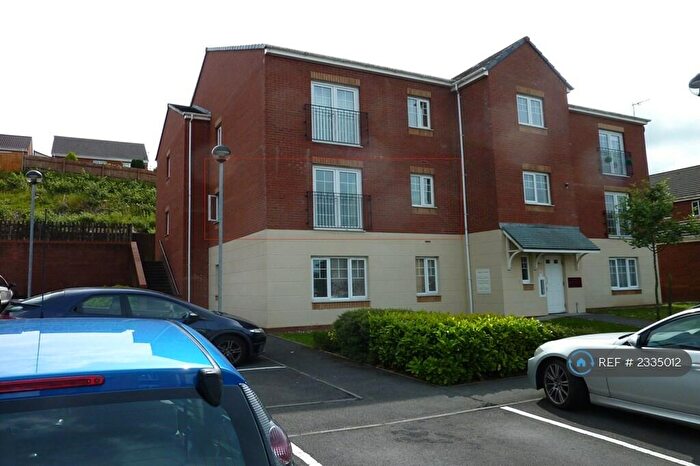 1 Bedroom Flat To Rent In Penrhiwtyn, Neath, SA11