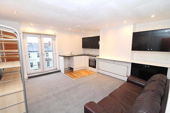 1 Bedroom Flat To Rent In Knowle Avenue, Blackpool, FY2