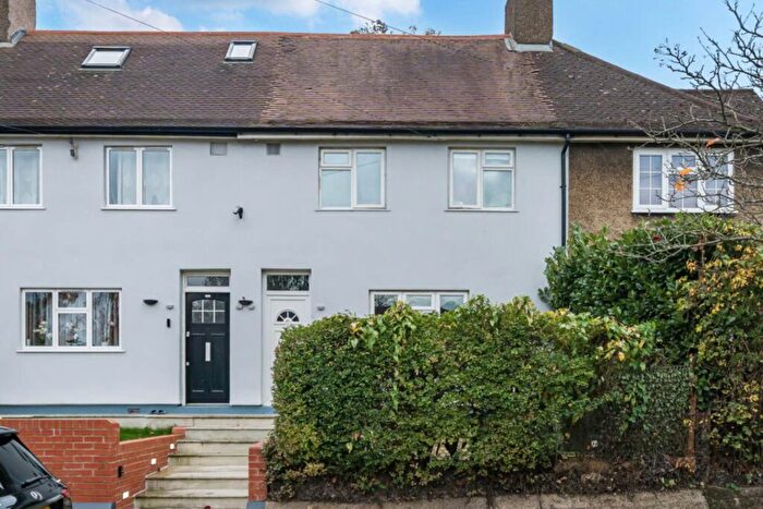 3 Bedroom Terraced House For Sale In Bloomhall Road, Gipsy Hill, SE19