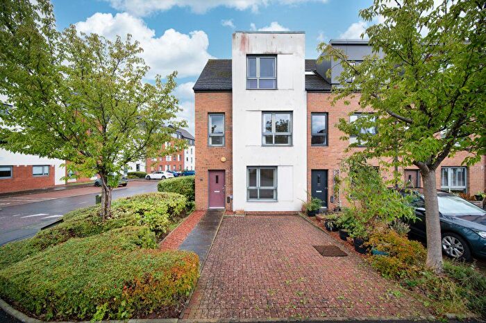 4 Bedroom Town House For Sale In Ferry Gait Drive, Edinburgh, EH4