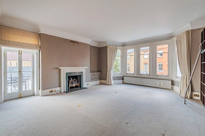 4 Bedroom Flat To Rent In Draycott Place, London, SW3