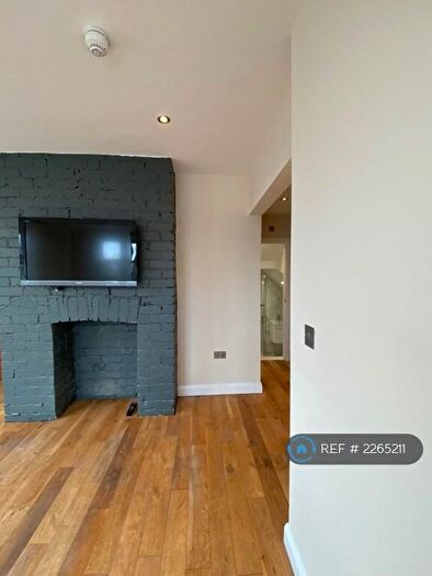 1 Bedroom Flat To Rent In Gloucester Road, Horfield, Bristol, BS7