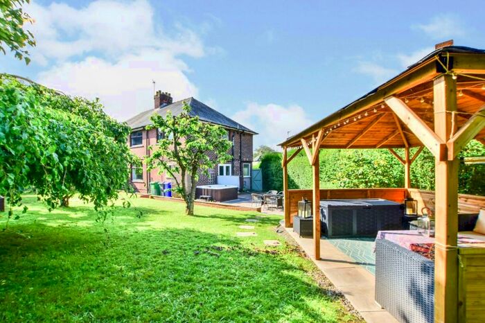 3 Bedroom Semi-Detached House To Rent In Mersey Crescent, Manchester, Greater Manchester, M20