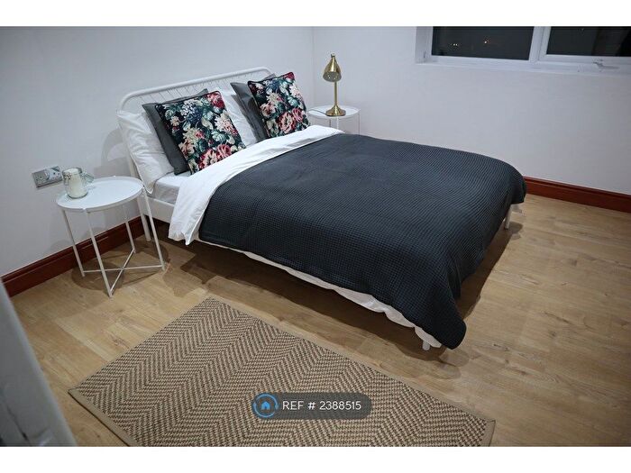 2 Bedroom Flat To Rent In Endsleigh Road, Bedford, MK42