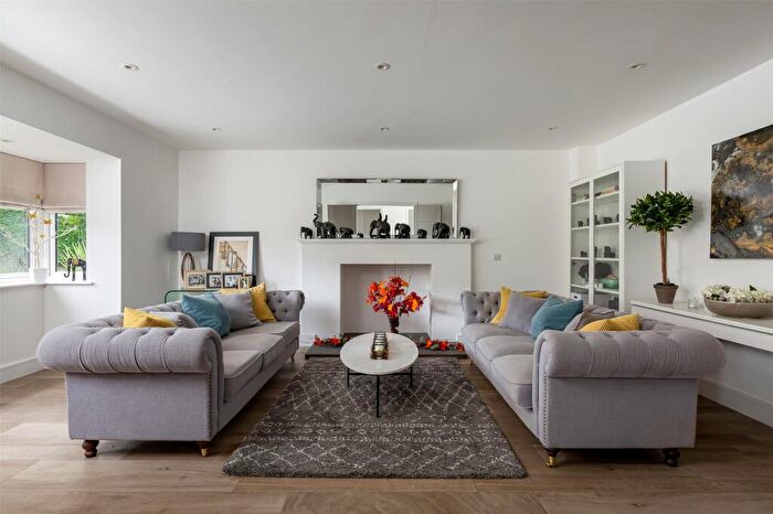 5 Bedroom Detached House For Sale In Keswick Road, Great Bookham, Leatherhead, Surrey, KT23