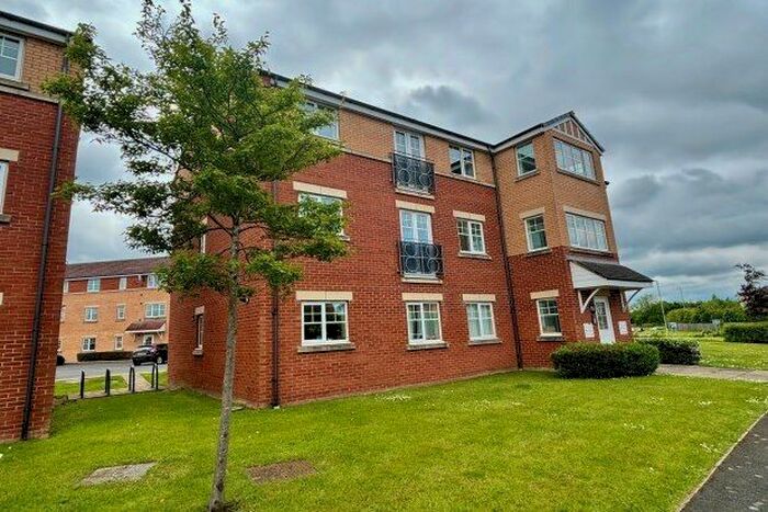 2 Bedroom Flat To Rent In Hillbrook Crescent, Stockton-On-Tees, TS17