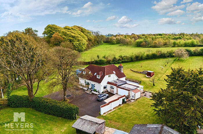 4 Bedroom Detached House For Sale In Broadmayne, Dorchester, DT2