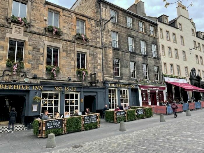 1 Bedroom Flat To Rent In Grassmarket, City Centre, Edinburgh, EH1