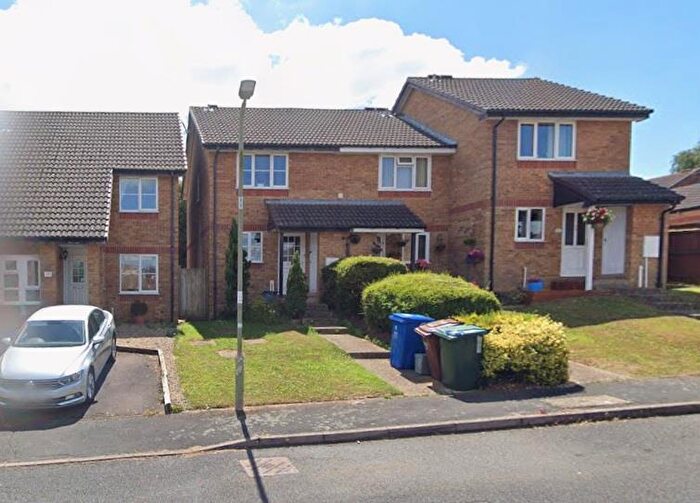 2 Bedroom Semi Detached House For Sale In Banbury, Oxfordshire, OX16