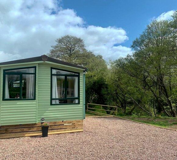 2 Bedroom Park Home For Sale In Builth Wells, Powys, LD2
