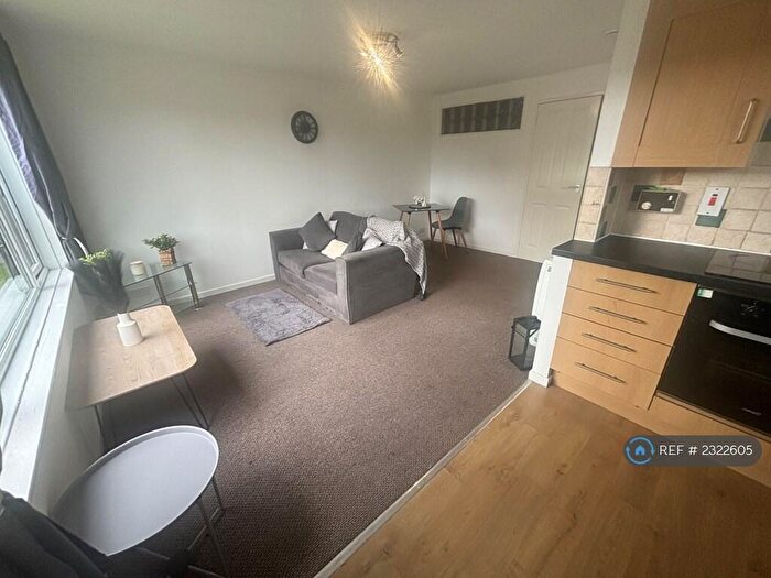 1 Bedroom Flat To Rent In Hilton Court, Inverness, IV2