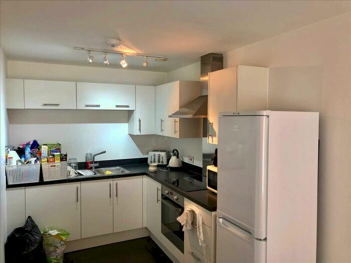 1 Bedroom Flat To Rent In Saxon House, Little Brights Road, Belvedere, DA17