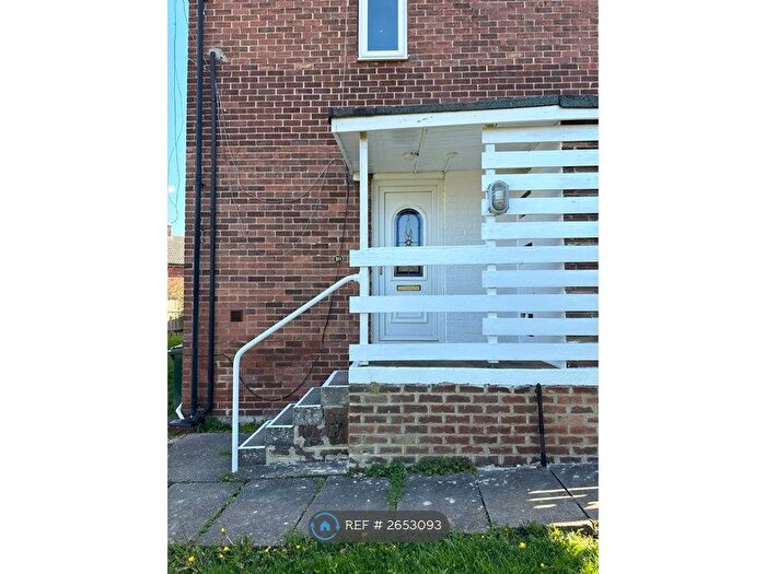 1 Bedroom Flat To Rent In Morris Avenue, Rawmarsh, Rotherham, S62