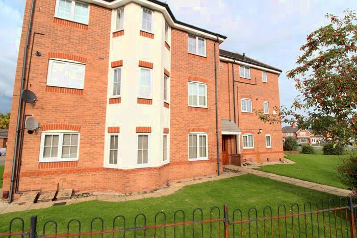 2 Bedroom Flat To Rent In Newhome Way, Walsall, WS3