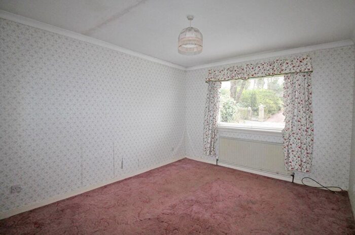 3 Bedroom Detached Bungalow For Sale In Stanely Drive, Paisley, PA2