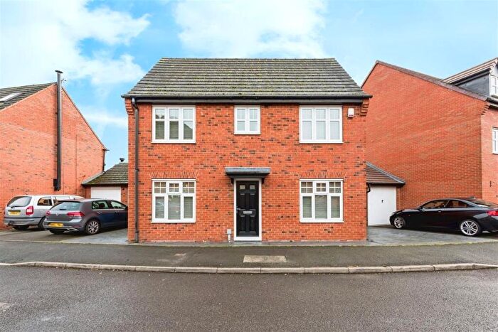 3 Bedroom Property To Rent In Trafalgar Way, Lichfield, WS14