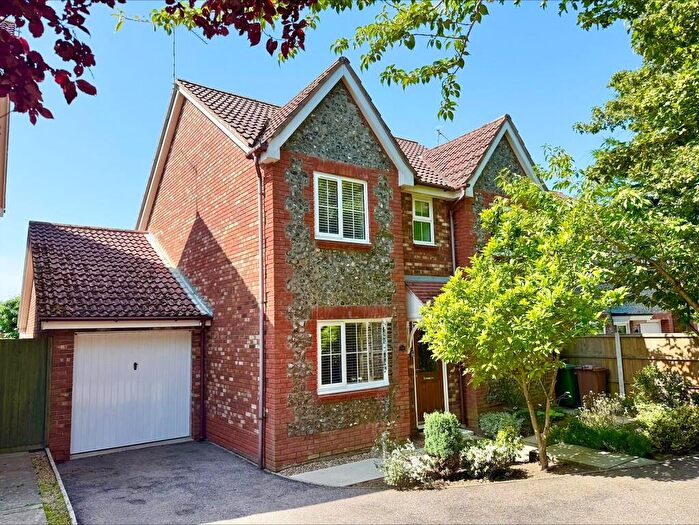 4 Bedroom Detached House For Sale In Millview, Ormesby, NR29