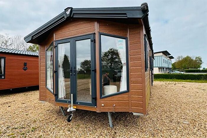 3 Bedroom Park Home For Sale In Appletree Country Park – Lincolnshire, PE20