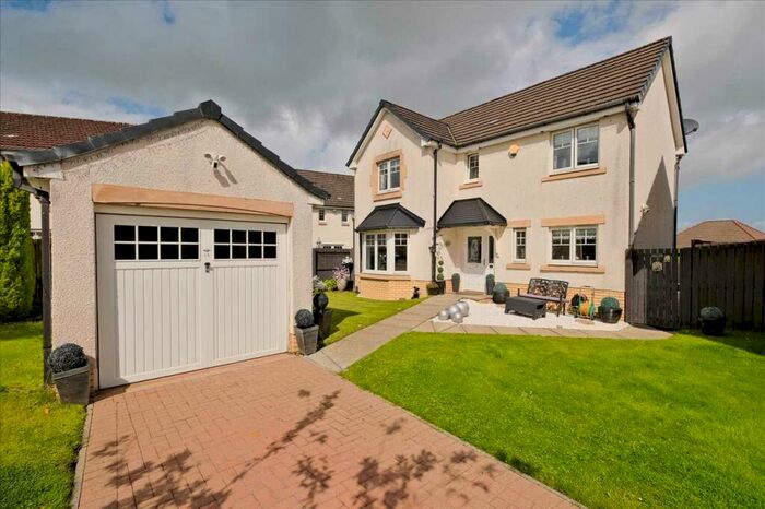 4 Bedroom Detached House For Sale In Dunbeath Grove, Blantyre, G72