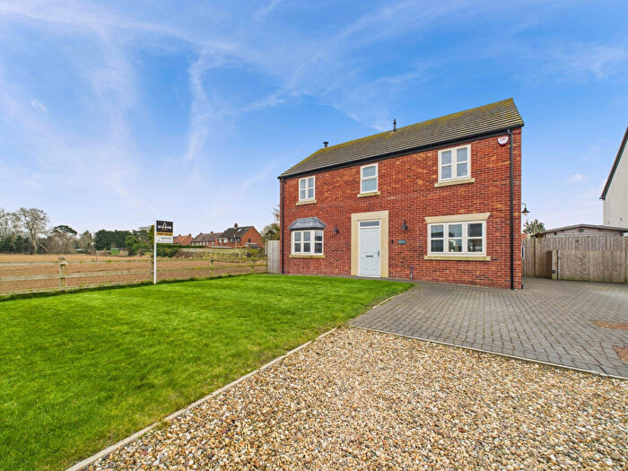 4 Bedroom Detached House For Sale In Pymhurst Crescent, Hull, Yorkshire, HU7