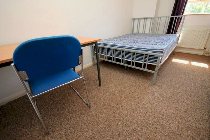 1 Bedroom Flat To Rent In Bedroom, Oaten Hill Court, Canterbury, CT1