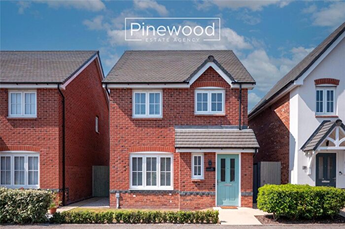 3 Bedroom Detached House For Sale In Ffordd Madog, Oakenholt, Flintshire, CH6
