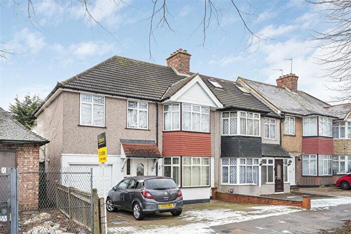 4 Bedroom End Terrace House For Sale In Whitton Avenue East, Greenford, UB6