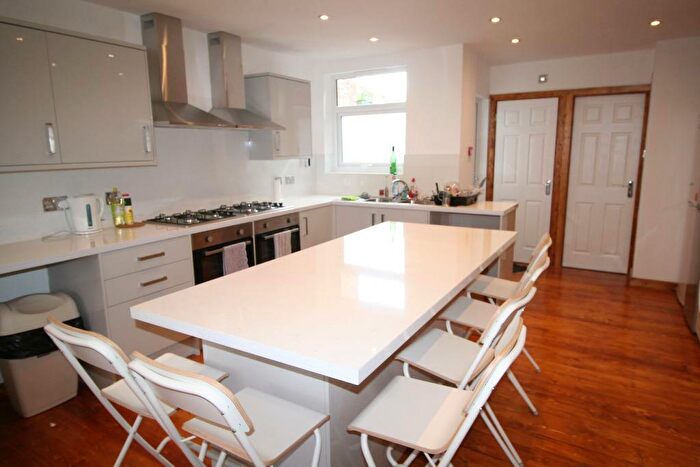 7 Bedroom Detached House To Rent In Brailsford Road, Fallowfield, Manchester, M14