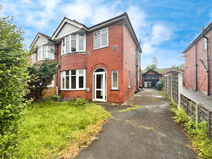 3 Bedroom Semi-Detached House To Rent In Kings Road, Stretford, Manchester, M32