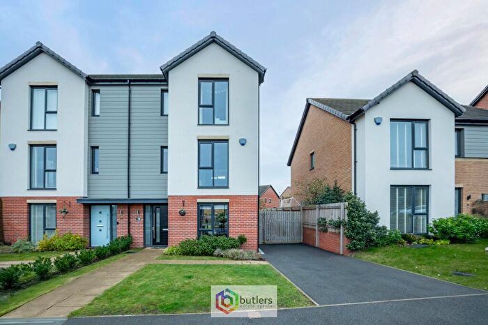 4 Bedroom Semi-Detached House For Sale In Cherry Wood Way, Waverley, S60