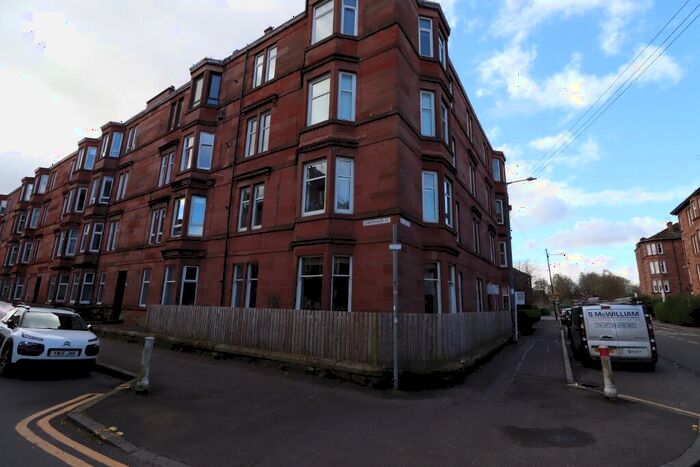 3 Bedroom Flat To Rent In Sinclair Drive, Battlefield, Glasgow, G42