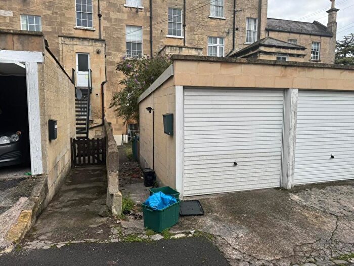 Garage / Parking To Rent In Cleveland Place West, Bath, BA1