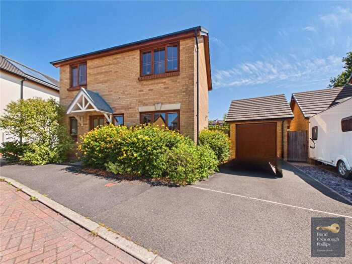 3 Bedroom Detached House For Sale In Jubilee Close, Torrington, Devon, EX38