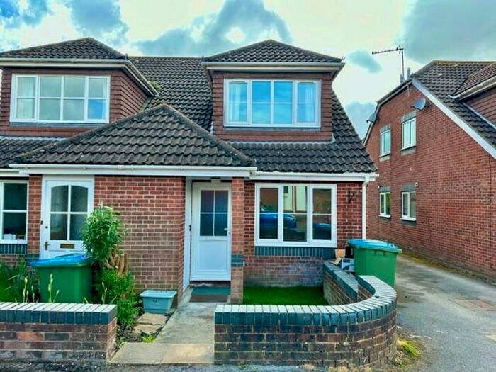 1 Bedroom Property To Rent In Botley Gardens, Sholing, Southampton, SO19