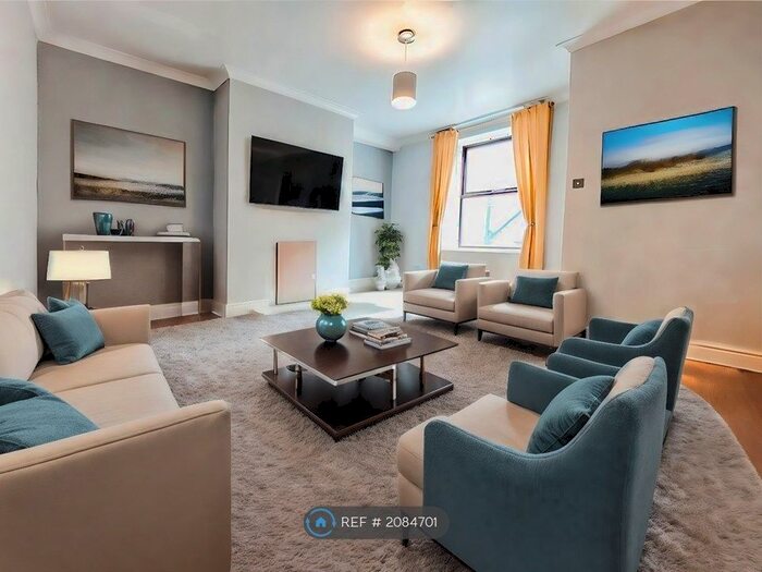 2 Bedroom Terraced House To Rent In Cemetery Terrace, Bacup, OL13