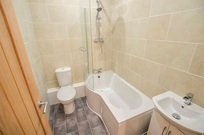 3 Bedroom Semi-Detached House For Sale In Rhosmaen, Llandeilo, SA19