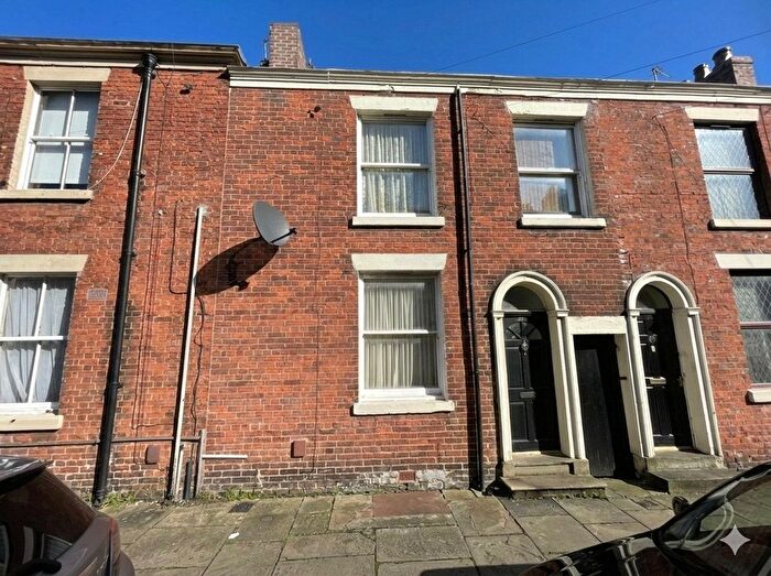 3 Bedroom Terraced House For Sale In Great Avenham Street, Preston, Lancashire, PR1