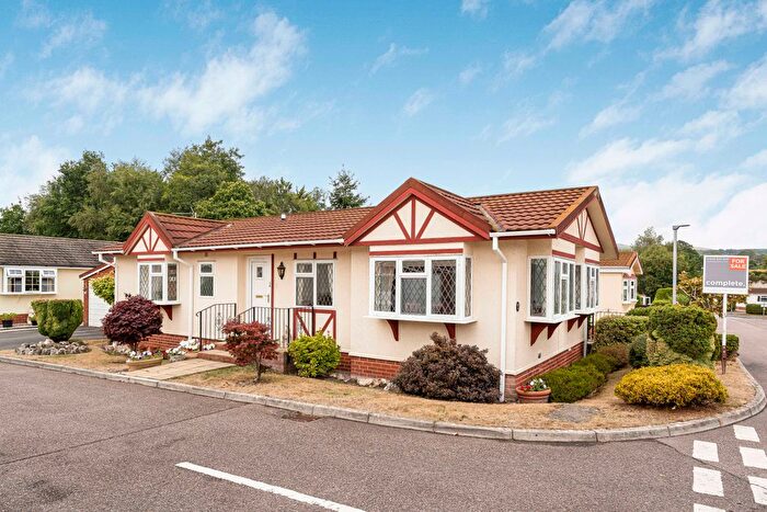 2 Bedroom Park Home For Sale In Parklands Way, New Park, Bovey Tracey, TQ13