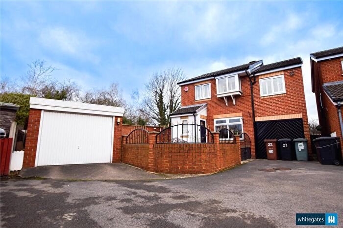 4 Bedroom Detached House For Sale In Clayton Road, Leeds, West Yorkshire, LS10