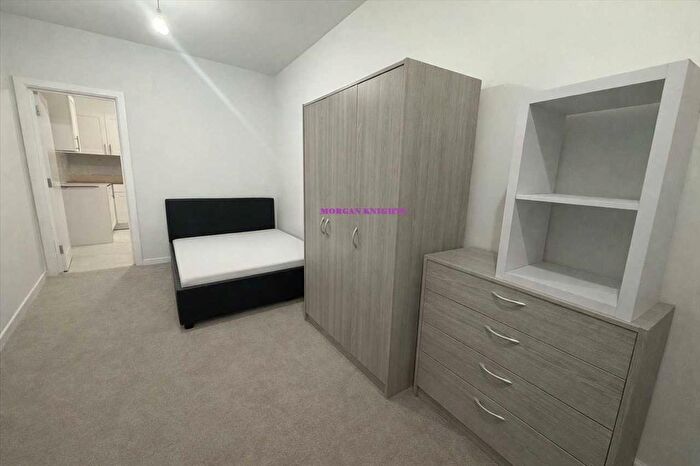 1 Bedroom Flat To Rent In Radley Avenue, Ilford, IG3