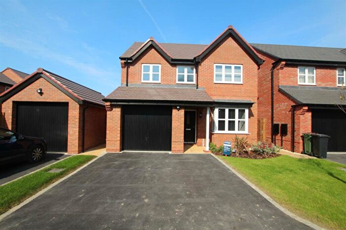 4 Bedroom House To Rent In Gardiner View, Oadby, Leicester, LE2
