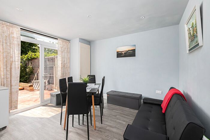 3 Bedroom Terraced House To Rent In Orpington Gardens, London, N18
