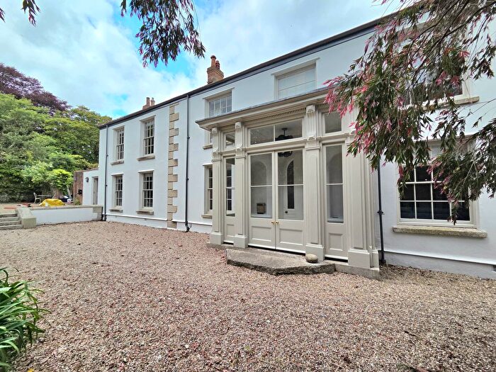 4 Bedroom Property To Rent In Woodlane, Falmouth, TR11