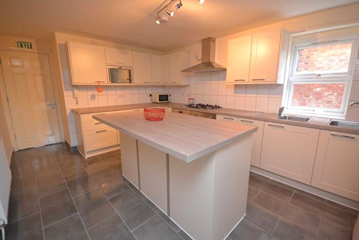 7 Bedroom House To Rent In Upper Redlands Road, Reading, RG1