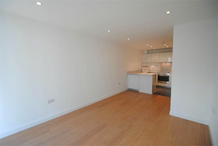 1 Bedroom Apartment To Rent In Waterhouse Apartments, Saffron Central Square, Croydon, CR0